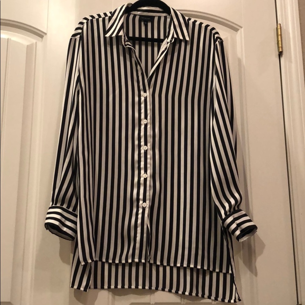 Who What Wear Black and White Blouse